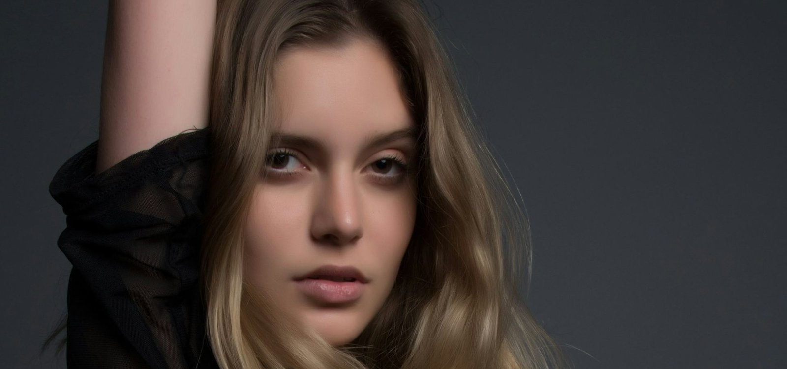 POISE MARKETING womenswear editorial, image 3